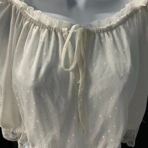 Vintage White Eyelet off the shoulder blouse ruffled short sleeve